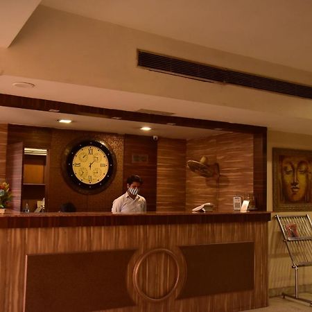 Hotel Sanjog International Амритсар Экстерьер фото