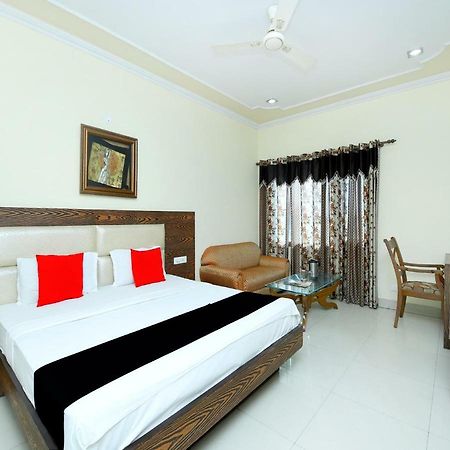 Hotel Sanjog International Амритсар Экстерьер фото