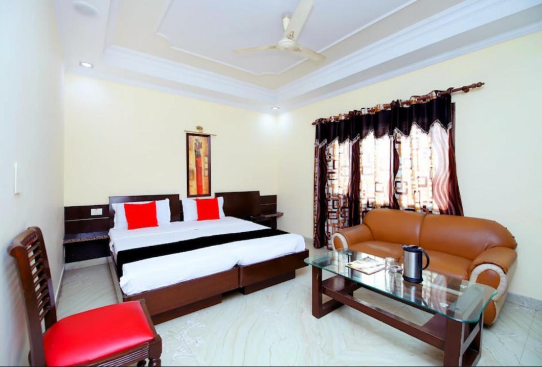 Hotel Sanjog International Амритсар Экстерьер фото