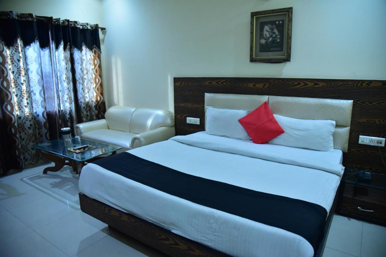 Hotel Sanjog International Амритсар Экстерьер фото