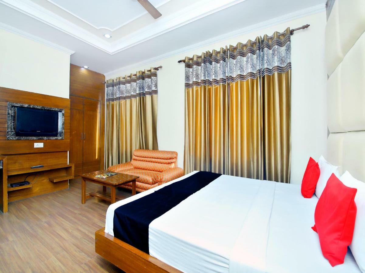 Hotel Sanjog International Амритсар Экстерьер фото